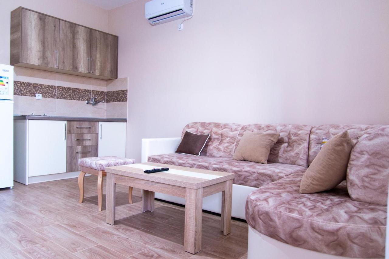 Apartments Rudaj 乌尔齐尼 外观 照片