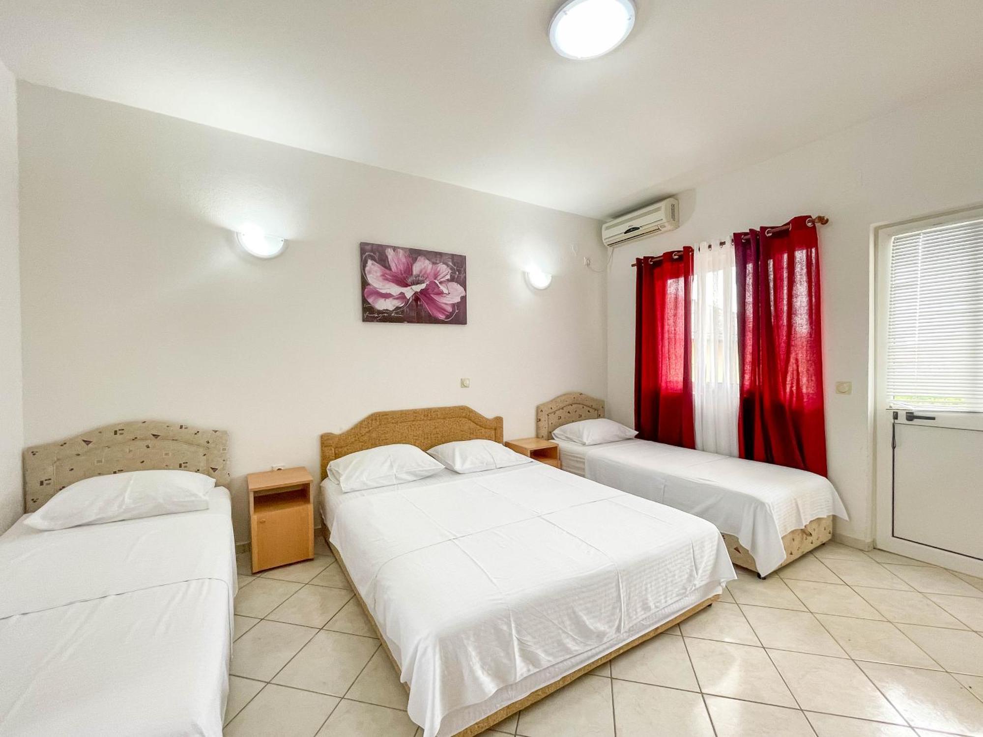 Apartments Rudaj 乌尔齐尼 外观 照片