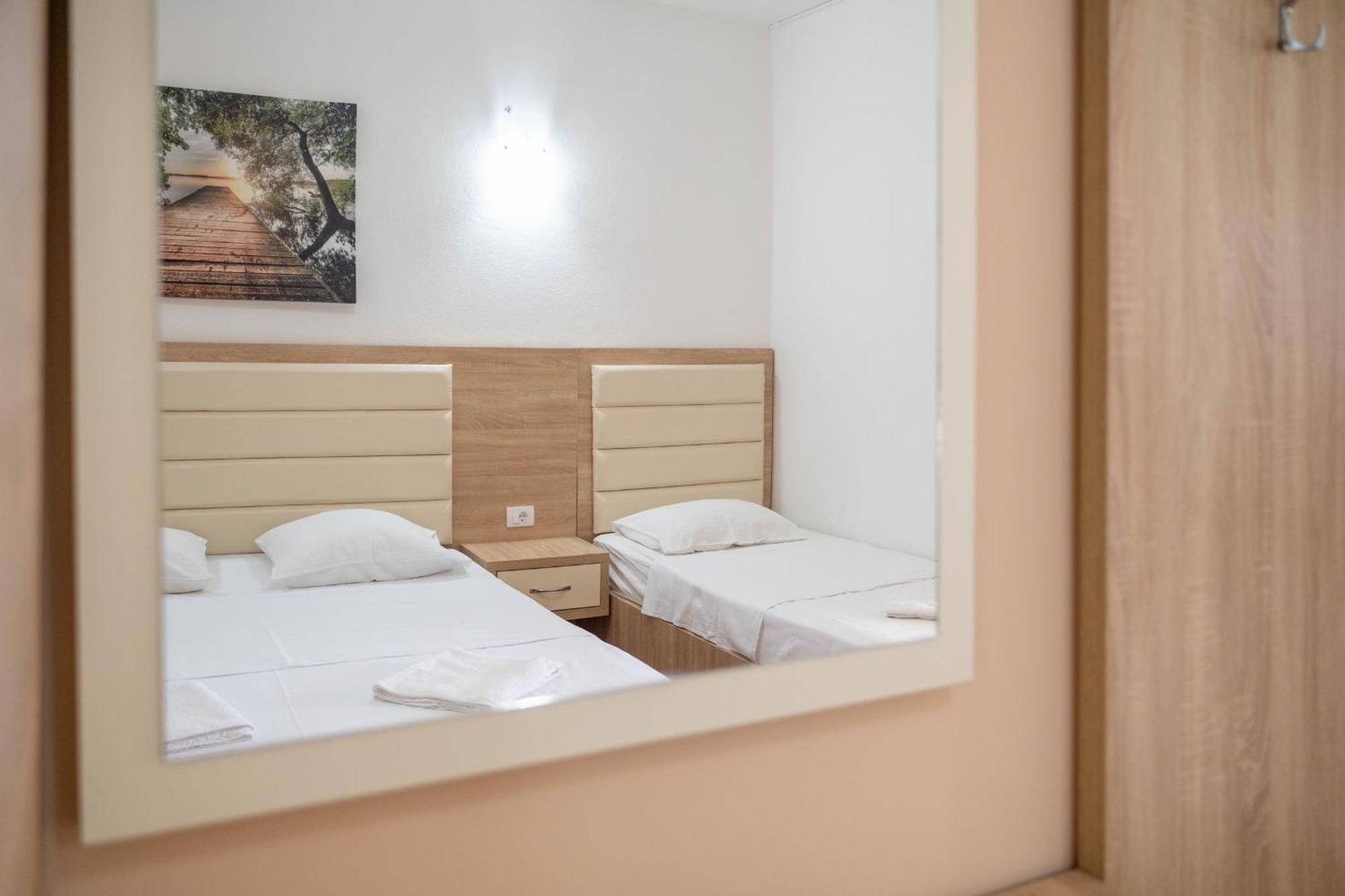 Apartments Rudaj 乌尔齐尼 外观 照片