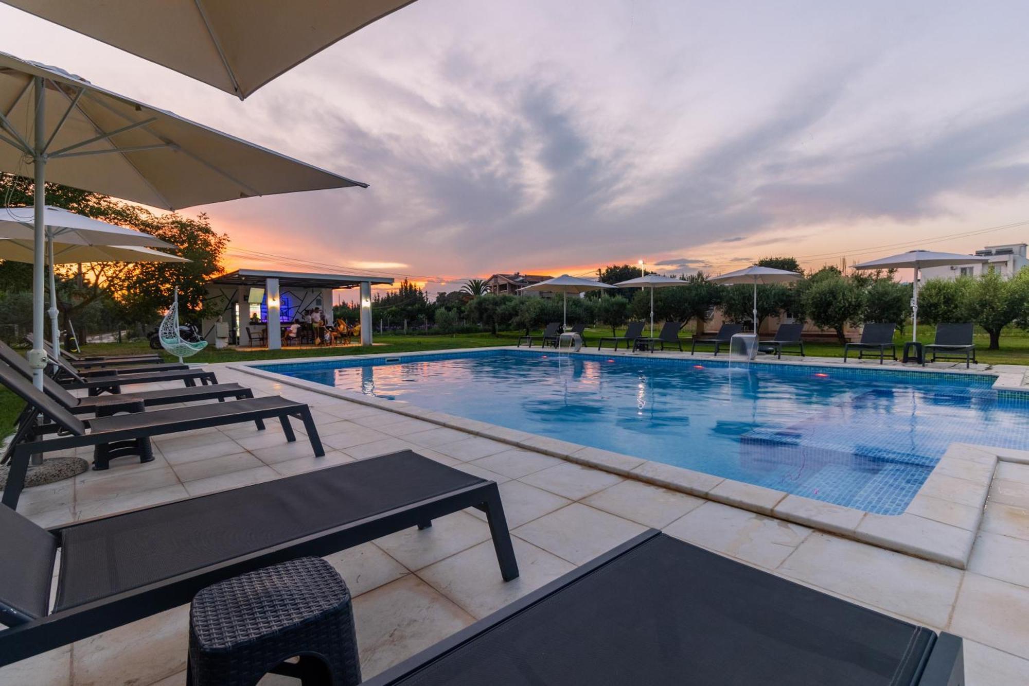 Apartments Rudaj 乌尔齐尼 外观 照片
